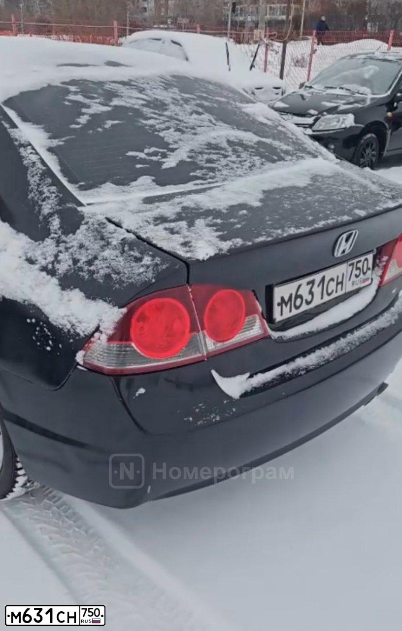 Фото автомобиля HONDA CIVIC, 2007 — госномер М631СН750. Цвет: ЧЕРНЫЙ
