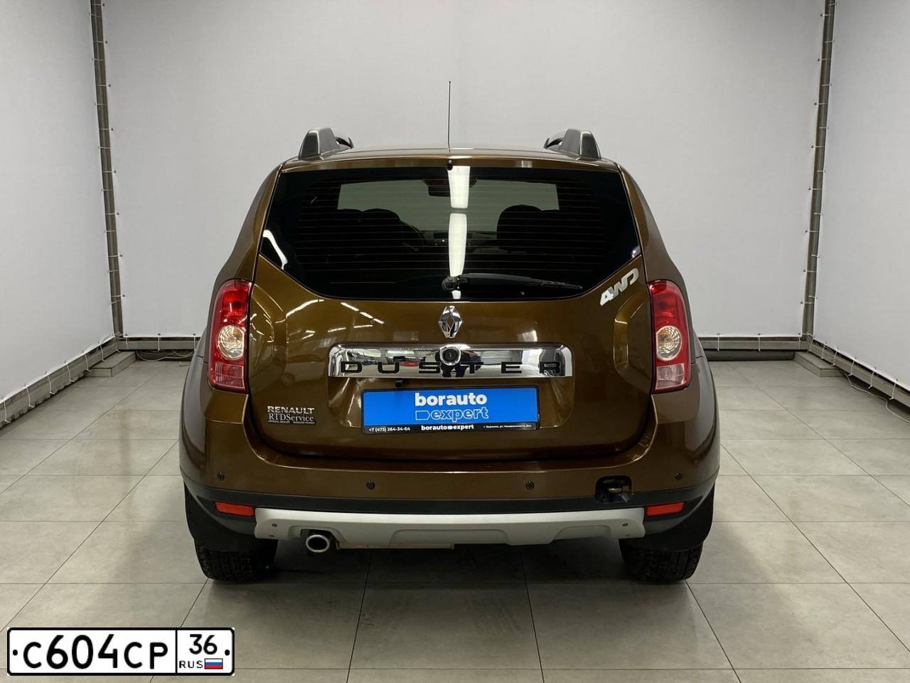 Фото автомобиля RENAULT DUSTER, 2012 — госномер В851МА136. Цвет: Коричневый