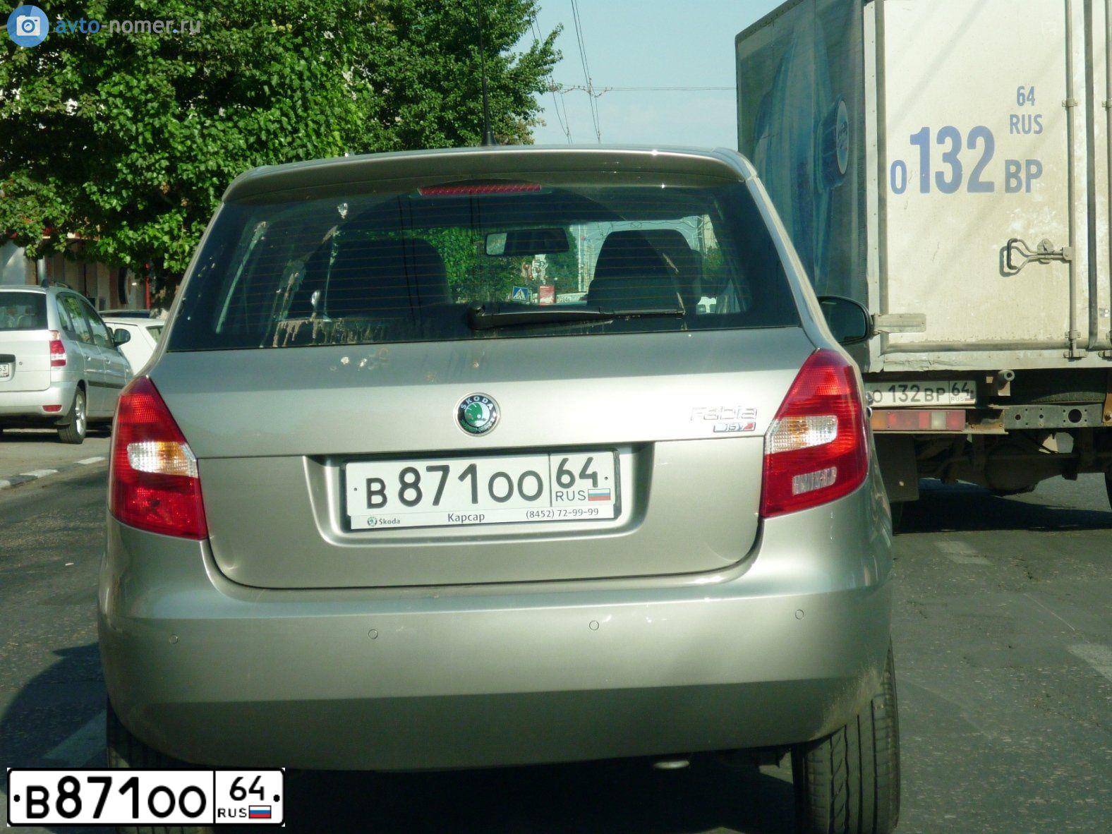 Фото автомобиля SKODA FABIA, 2011 — госномер Т396УС64. Цвет: СЕРЫЙ