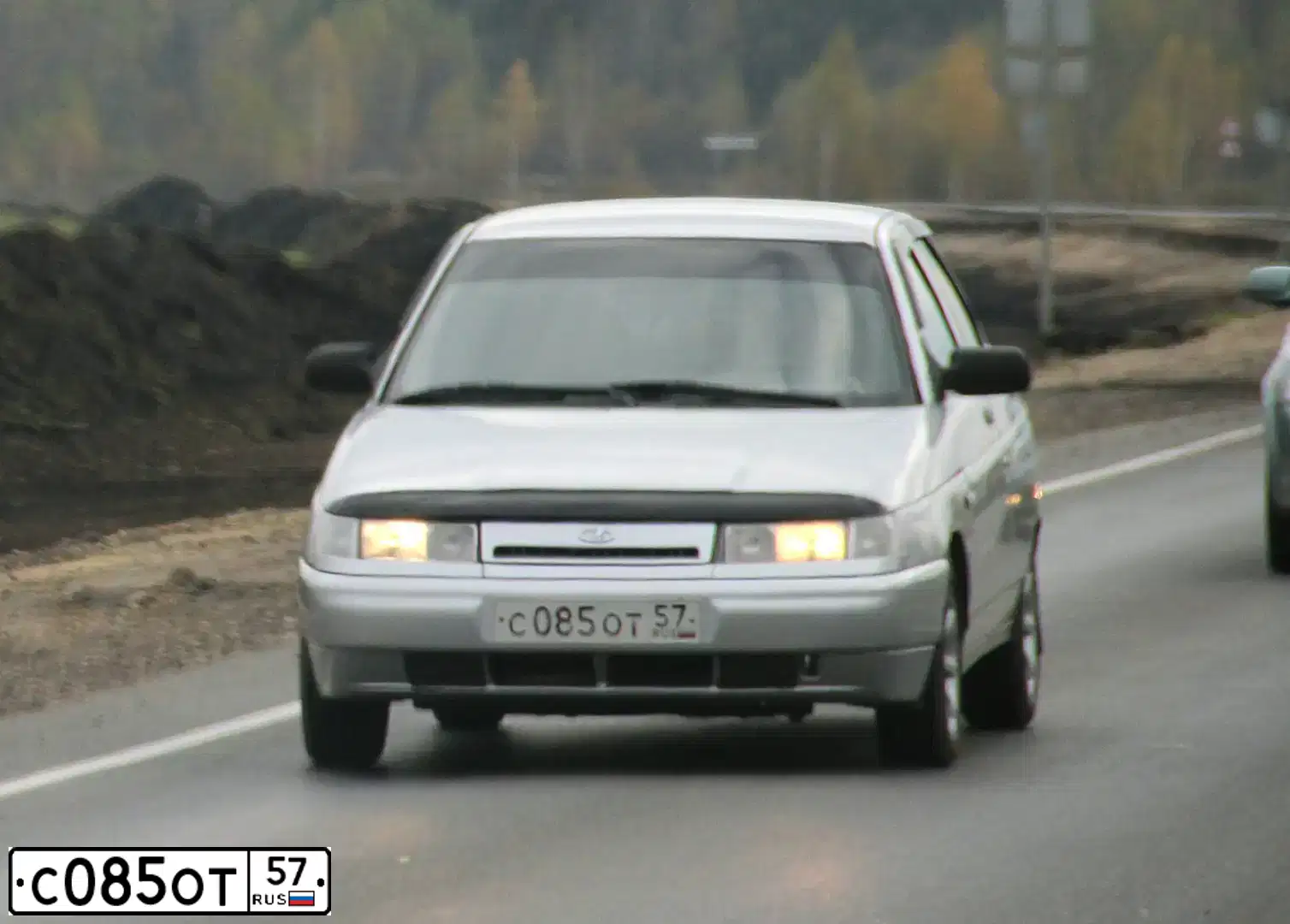 Фото автомобиля LADA 2110, 2003 — госномер С010ММ57. Цвет: СВ.СЕРЕБР.МЕТАЛЛИК