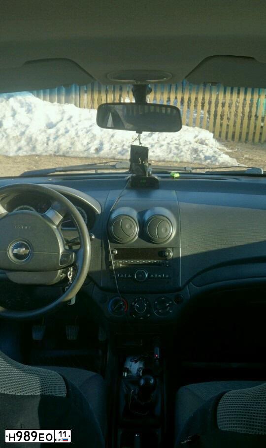Фото автомобиля CHEVROLET AVEO, 2007 — госномер Р413НУ11. Цвет: ЧЕРНЫЙ