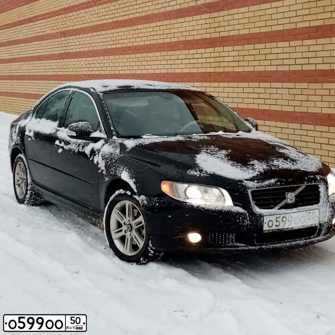 Фото автомобиля GAZ 3102 WOLGA, 2000 — госномер О599ОО50. Цвет: ЧЕРНЫЙ