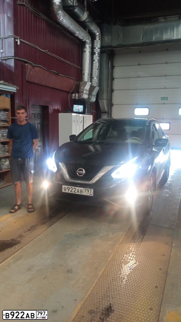 Фото автомобиля NISSAN MURANO, 2019 — госномер Х706ОР196