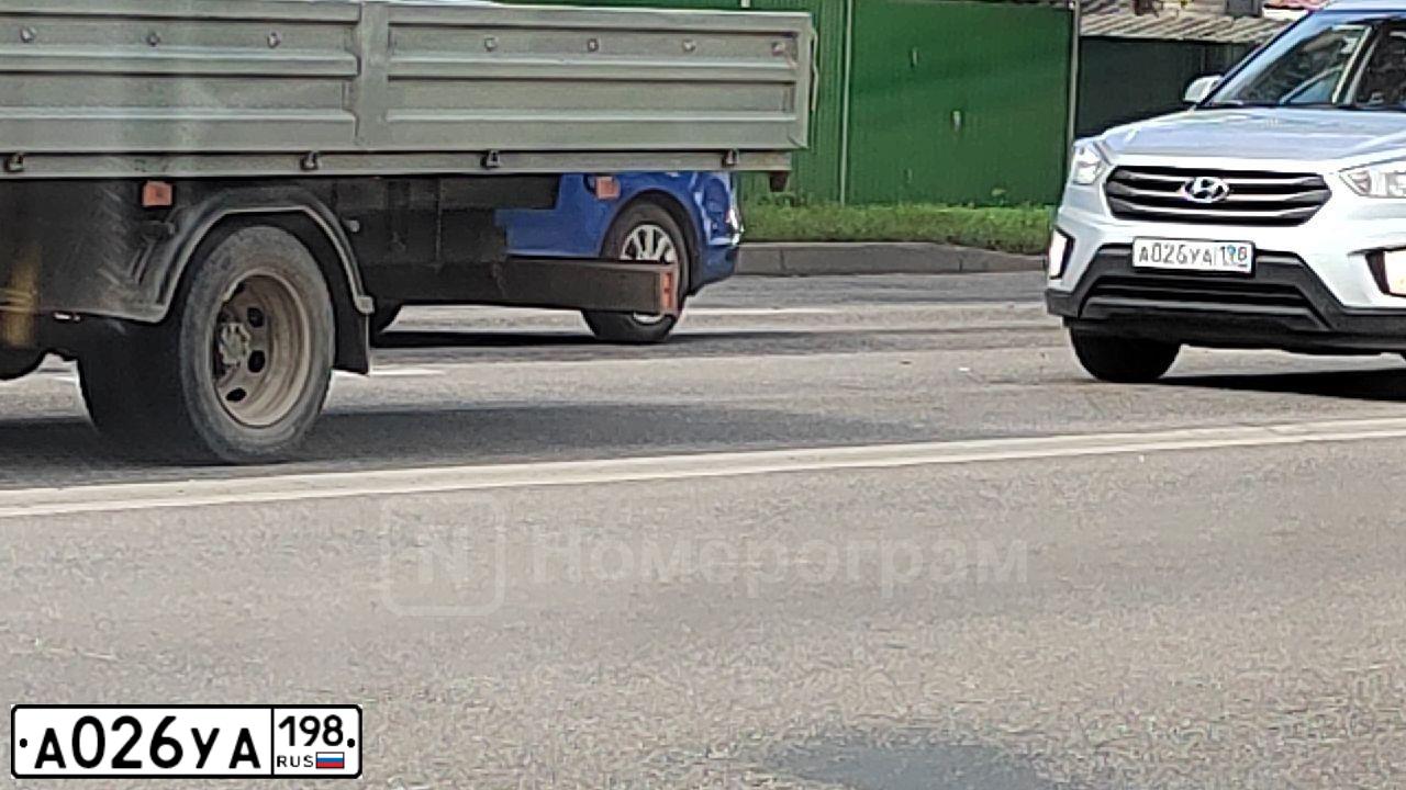 Фото автомобиля FORD TRANSIT, 1989 — госномер А026УА198. Цвет: Белый
