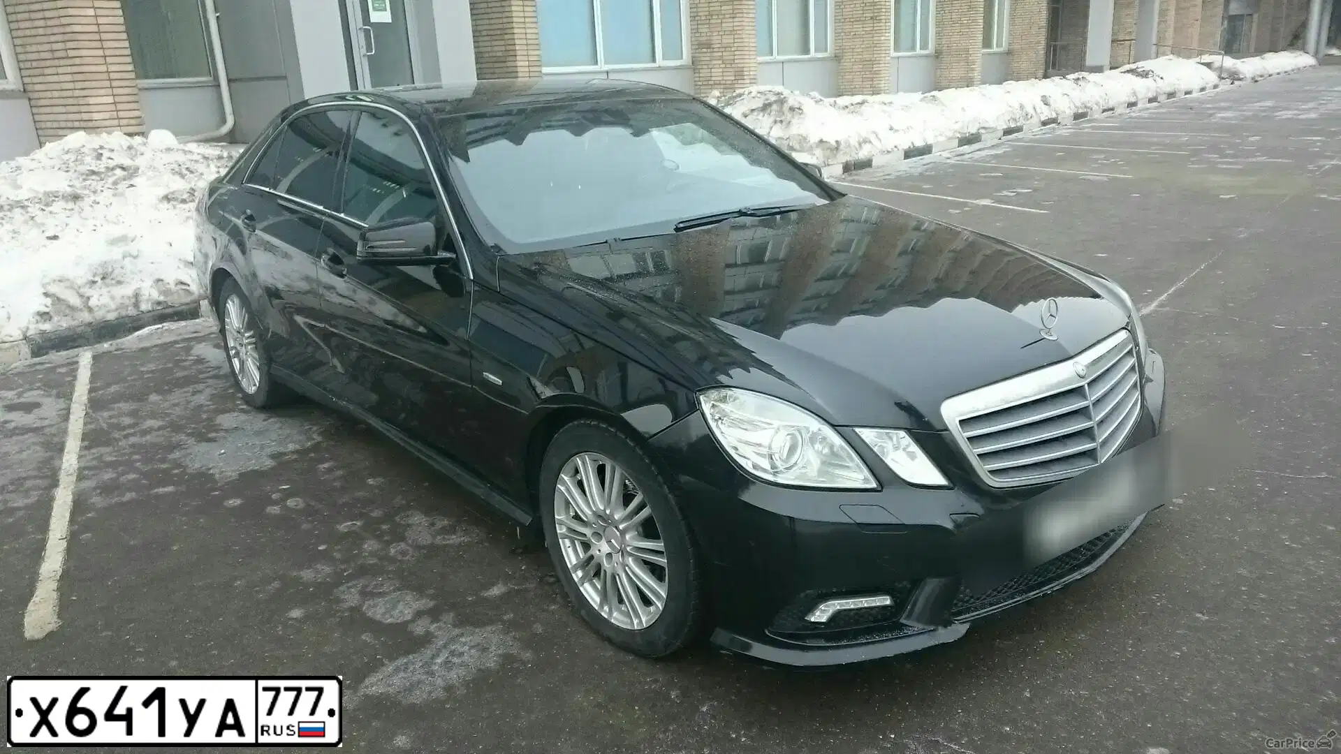 Фото автомобиля MERCEDES E-KLASSE, 2010 — госномер Р234ХС123. Цвет: ЧЕРНЫЙ
