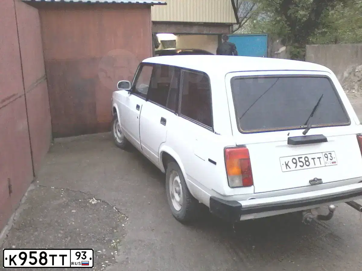 Фото автомобиля LADA 2104, 2001 — госномер К958ТТ93. Цвет: ЯРКО-БЕЛЫЙ