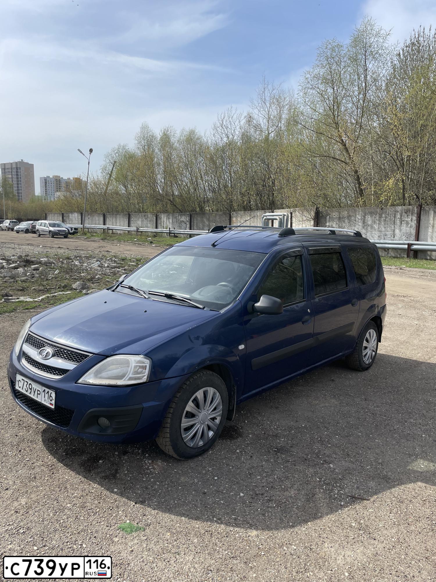 Фото автомобиля LADA LARGUS, 2014 — госномер А358ВМ126. Цвет: синий