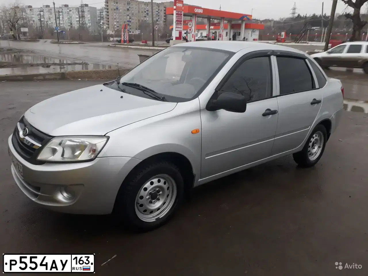 Фото автомобиля LADA 2190 GRANTA, 2012 — госномер Р554АУ163. Цвет: СЕРЕБРИСТЫЙ