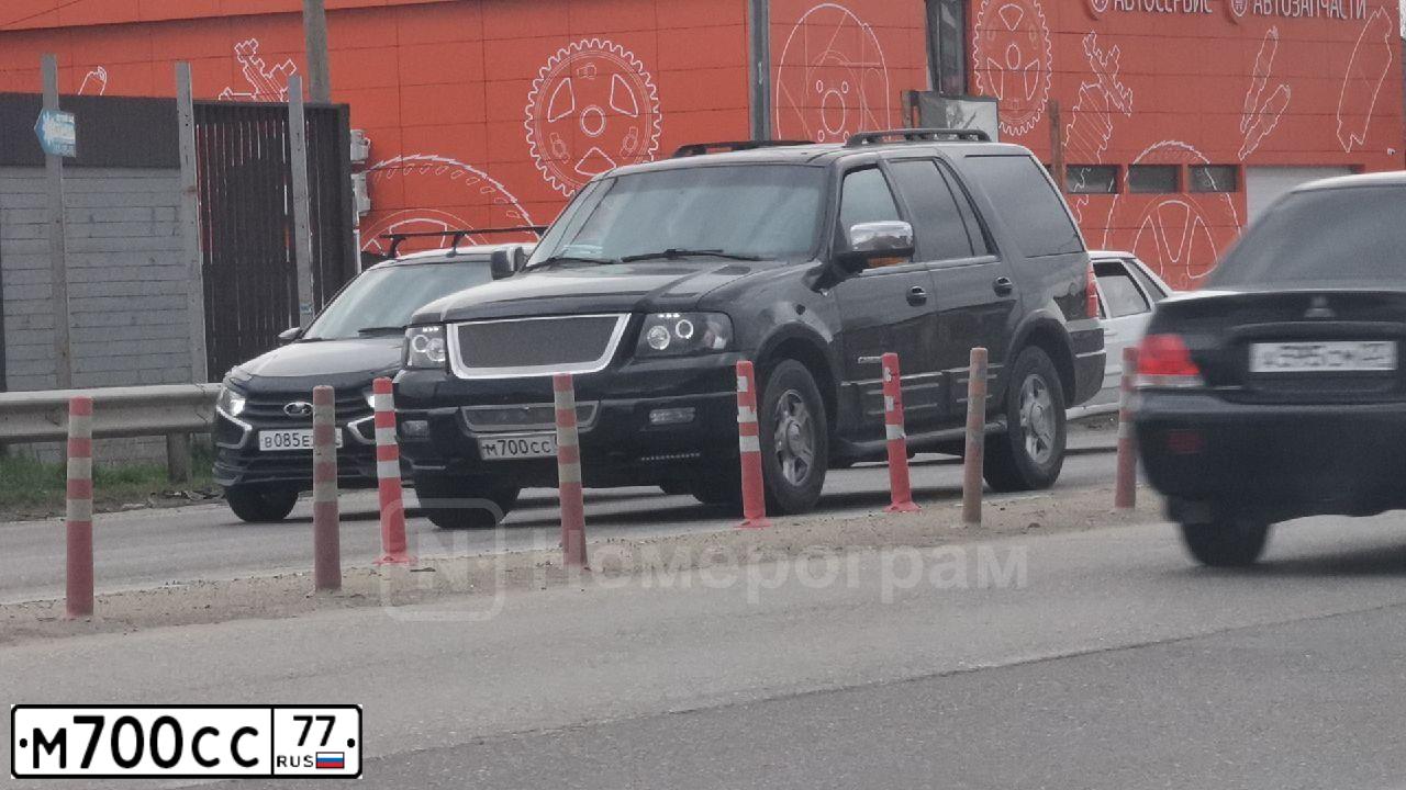 Фото автомобиля TOYOTA HIGHLANDER, 2010 — госномер М700СС77