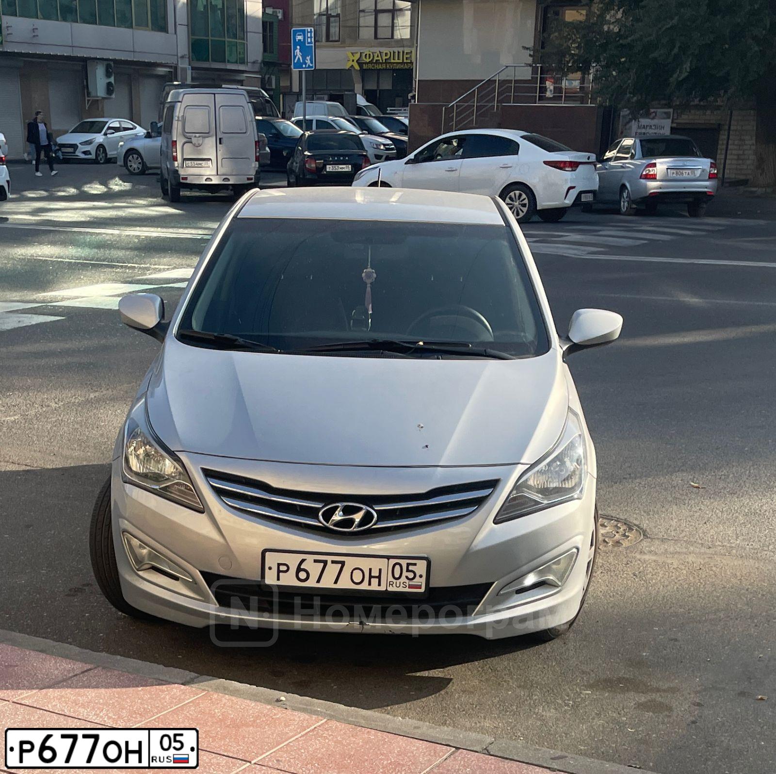 Фото автомобиля HYUNDAI SOLARIS, 2016 — госномер Р677ОН05. Цвет: СЕРЕБРИСТЫЙ