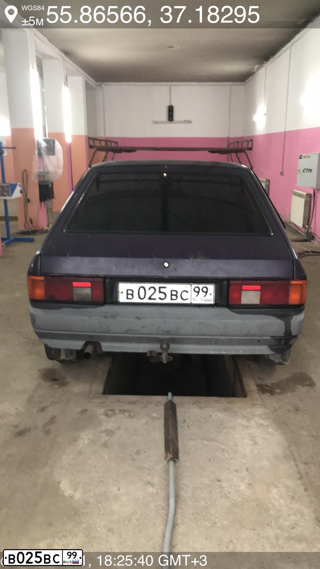 Фото автомобиля AZLK MOSKWITSCH 2141, 1999 — госномер В025ВС99. Цвет: ТЕМНО-ФИОЛЕТОВЫЙ