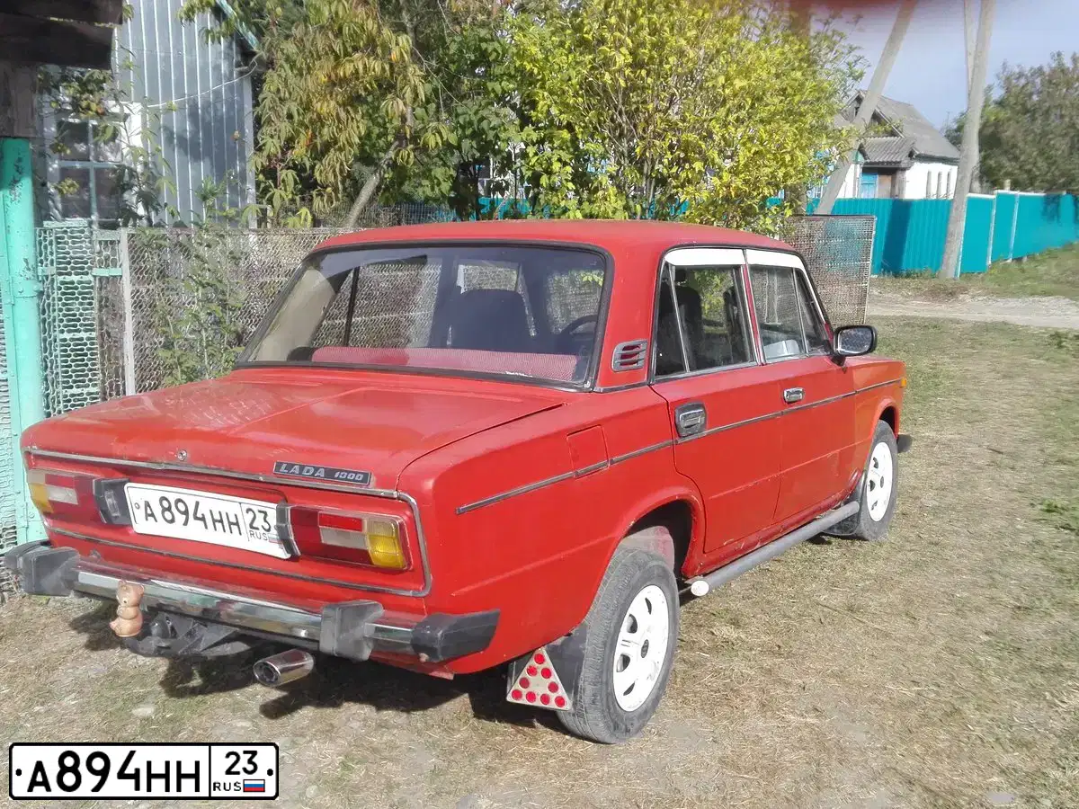 Фото автомобиля LADA 2106 LADA, 1984 — госномер А894НН23. Цвет: Красный