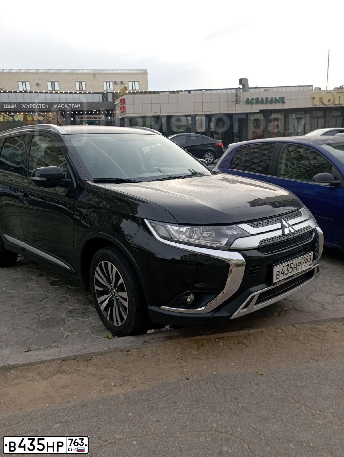 Фото автомобиля MITSUBISHI OUTLANDER, 2019 — госномер В435НР763. Цвет: ЧЕРНЫЙ