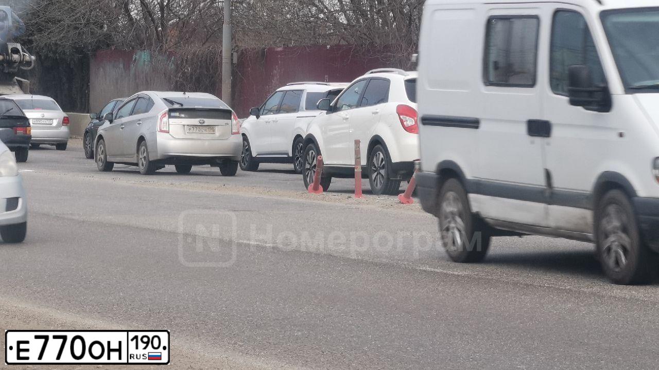 Фото автомобиля MERCEDES-BENZ S320, 1998 — госномер В141КО977