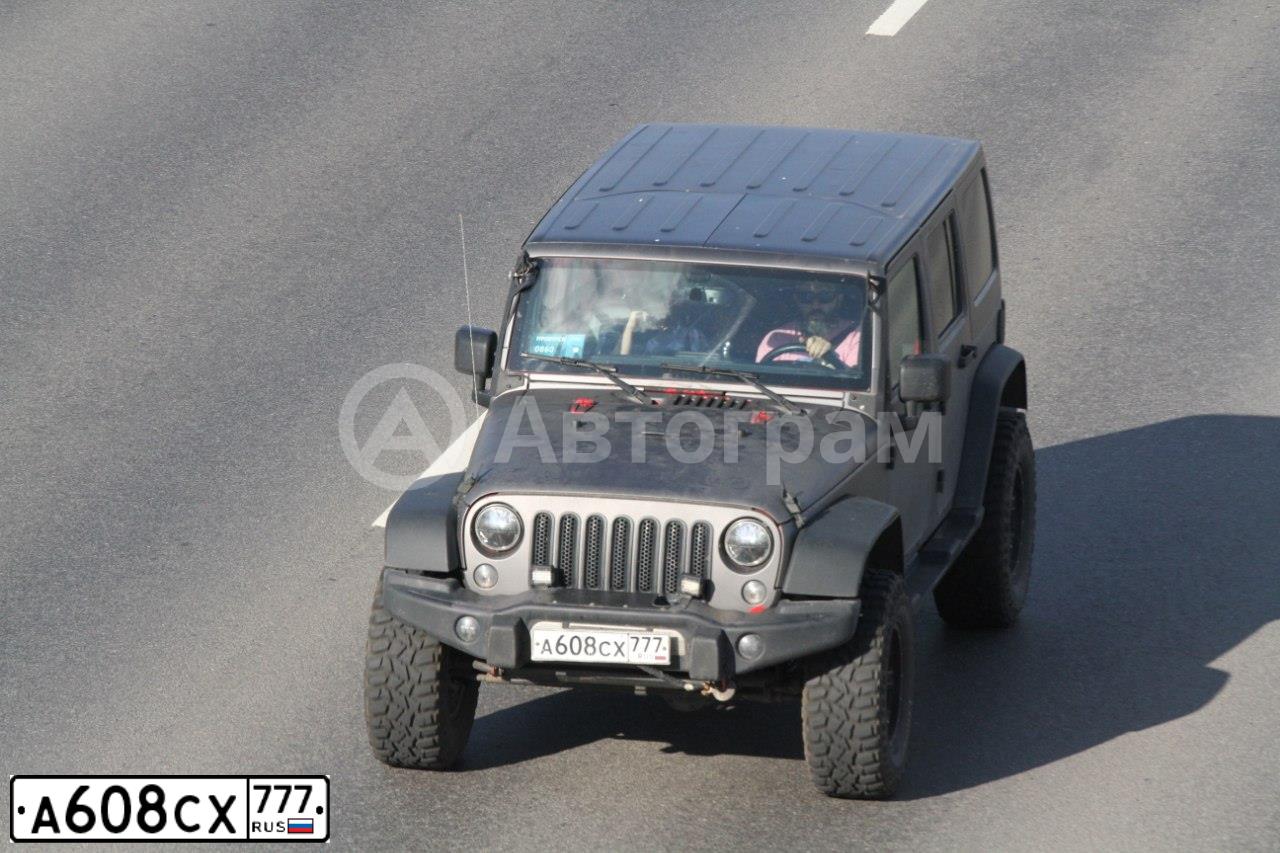 Фото автомобиля JEEP WRANGLER, 2016 — госномер А608СХ777. Цвет: ЧЕРНЫЙ