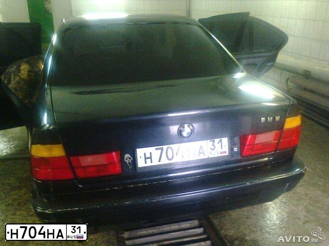 Фото автомобиля BMW SERIE 5, 1989 — госномер О701РЕ36. Цвет: синий
