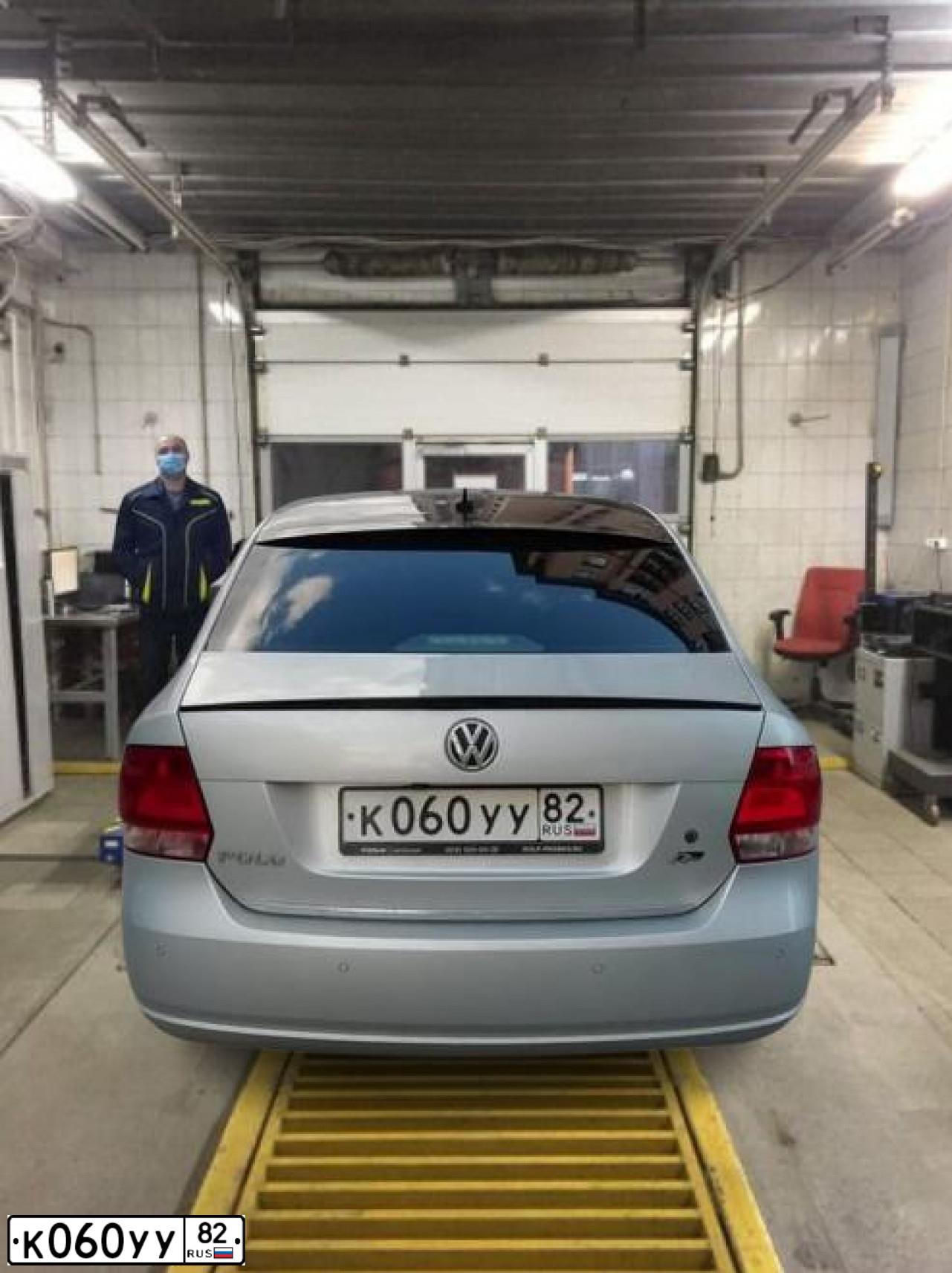 Фото автомобиля VOLKSWAGEN POLO, 2011 — госномер К963НТ178