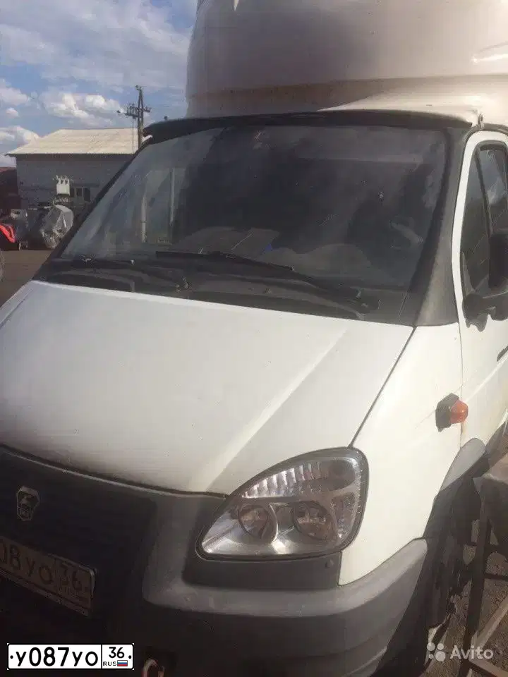 Фото автомобиля CHEVROLET AVEO, 2007 — госномер У087УО36. Цвет: СЕРЕБРИСТЫЙ