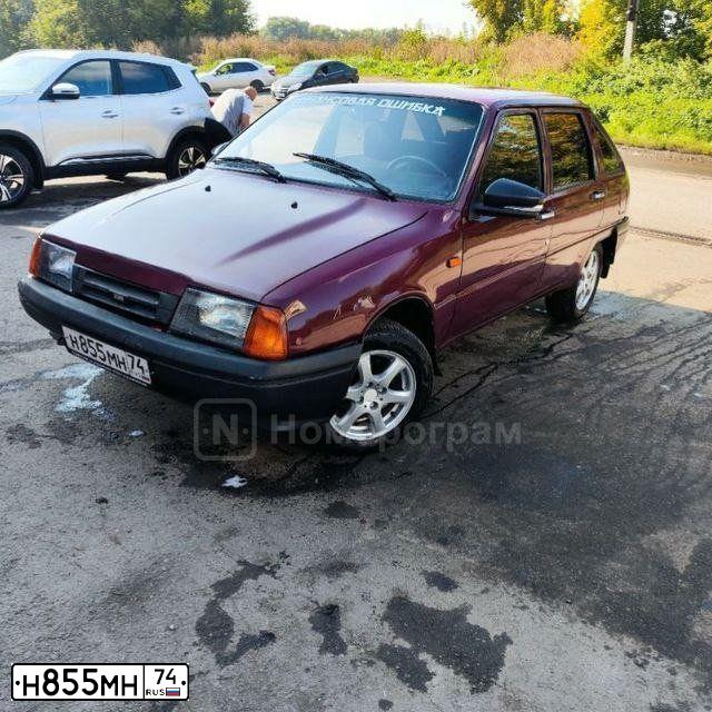 Фото автомобиля IZH 2126, 2000 — госномер Н855МН74. Цвет: КРАСНЫЙ ГРАНАТ