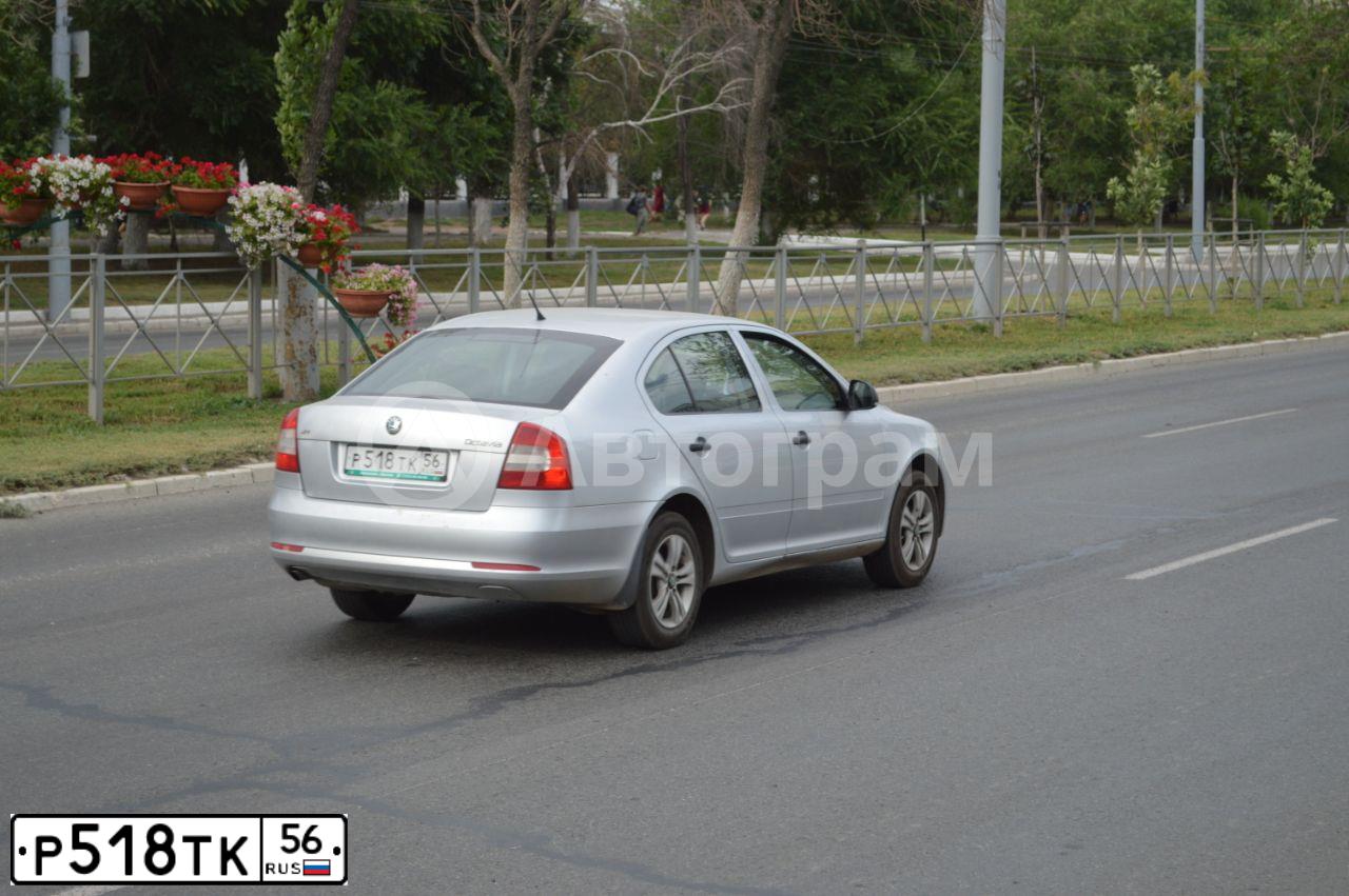 Фото автомобиля TOYOTA RAV4, 2007 — госномер В410СН96. Цвет: ЧЕРНЫЙ