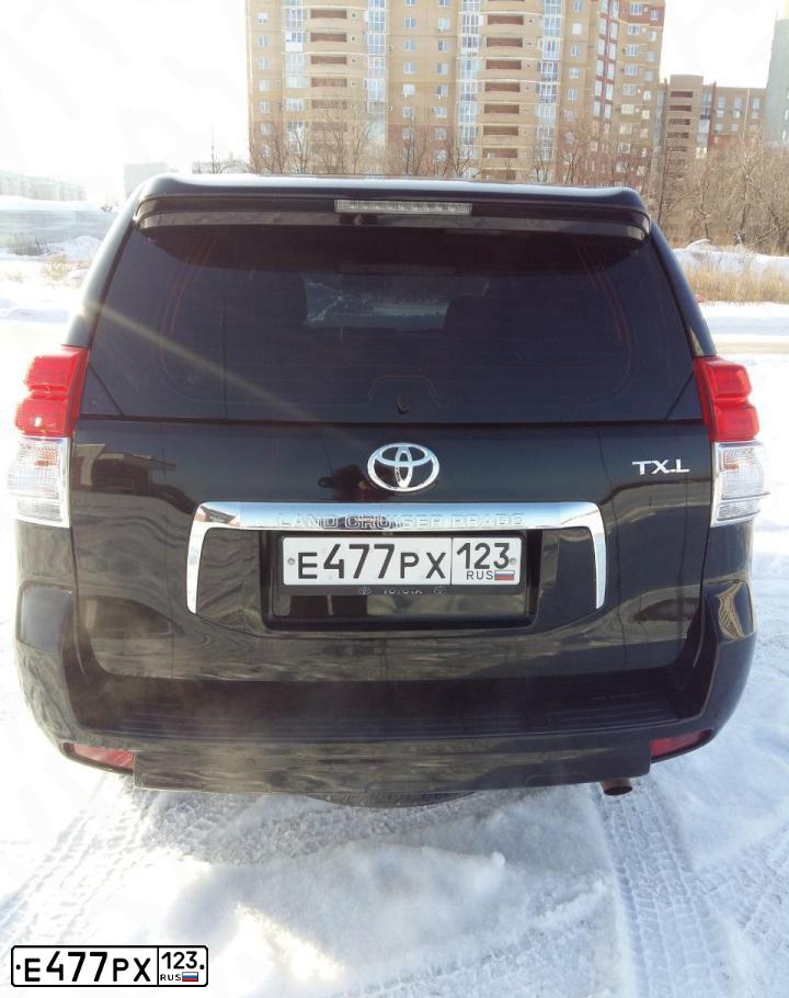 Фото автомобиля TOYOTA LANDCRUISER, 2009 — госномер Т748ВМ138. Цвет: ЧЕРНЫЙ