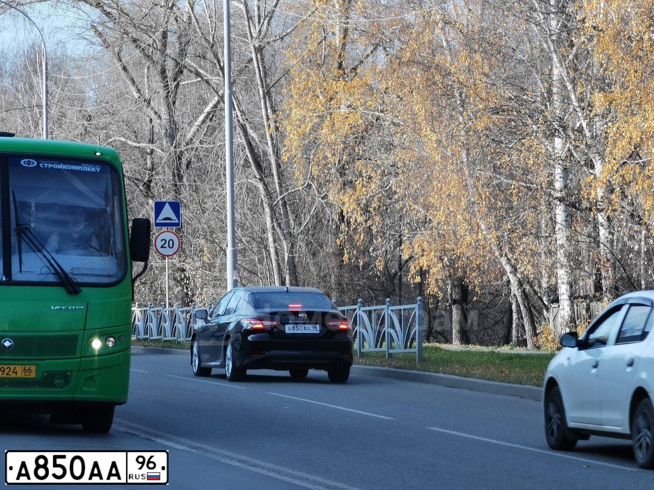 Фото автомобиля AUDI A6, 2010 — госномер А850АА96. Цвет: ТЕМНО-СЕРЫЙ
