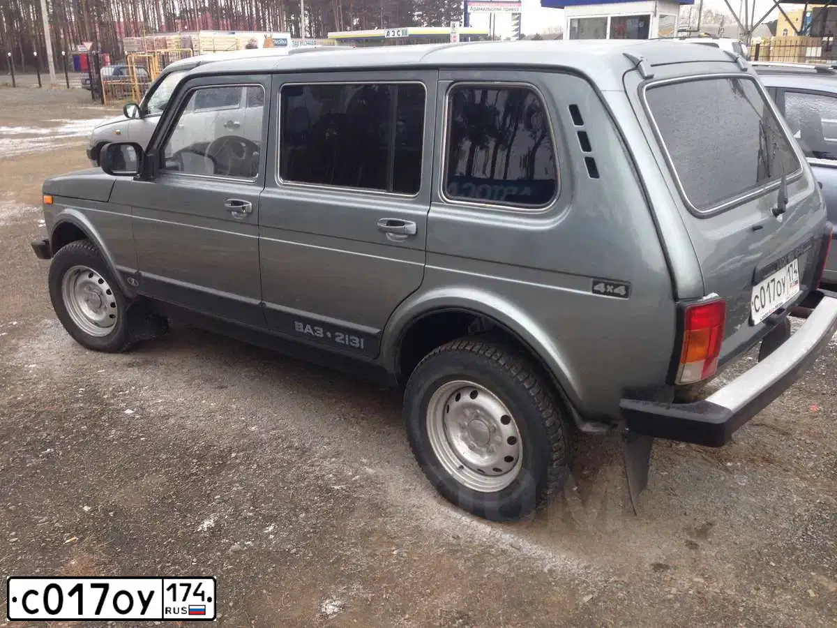 Фото автомобиля LADA NIVA, 2011 — госномер О641УС196