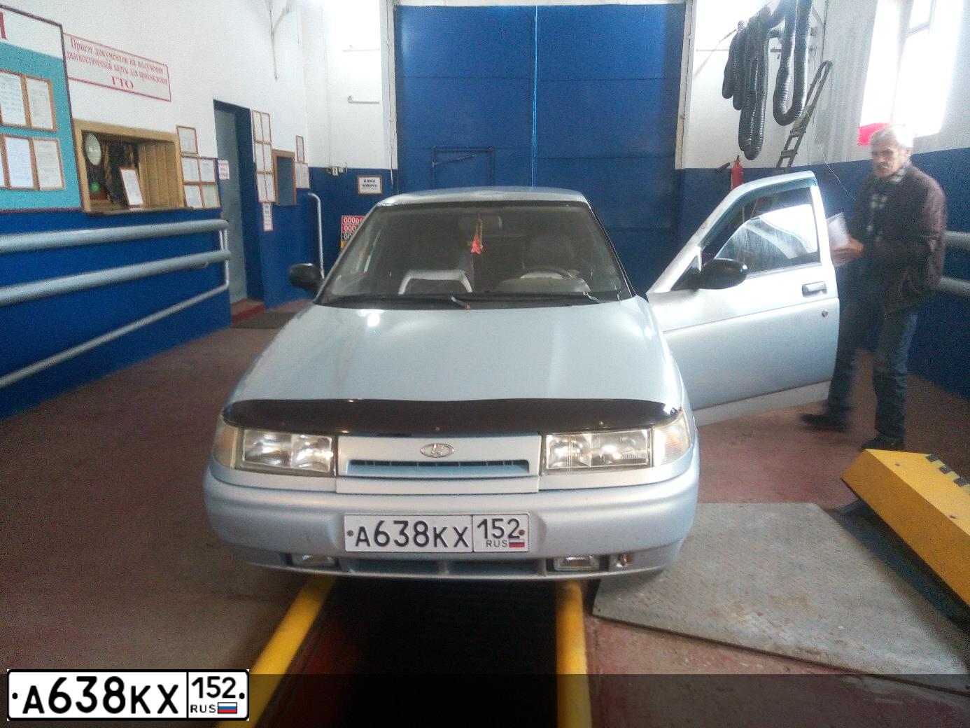 Фото автомобиля VAZ 2112 LADA, 2002 — госномер А638КХ152. Цвет: голубой