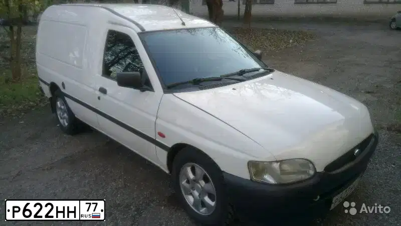 Фото автомобиля LADA 2107, 1992 — госномер Р622НН77. Цвет: БЕЖЕВЫЙ