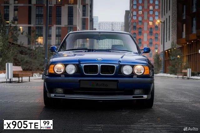 Фото автомобиля BMW M5, 1994 — госномер К477ВА777. Цвет: СИНИЙ(ТЕМНО-СИНИЙ)