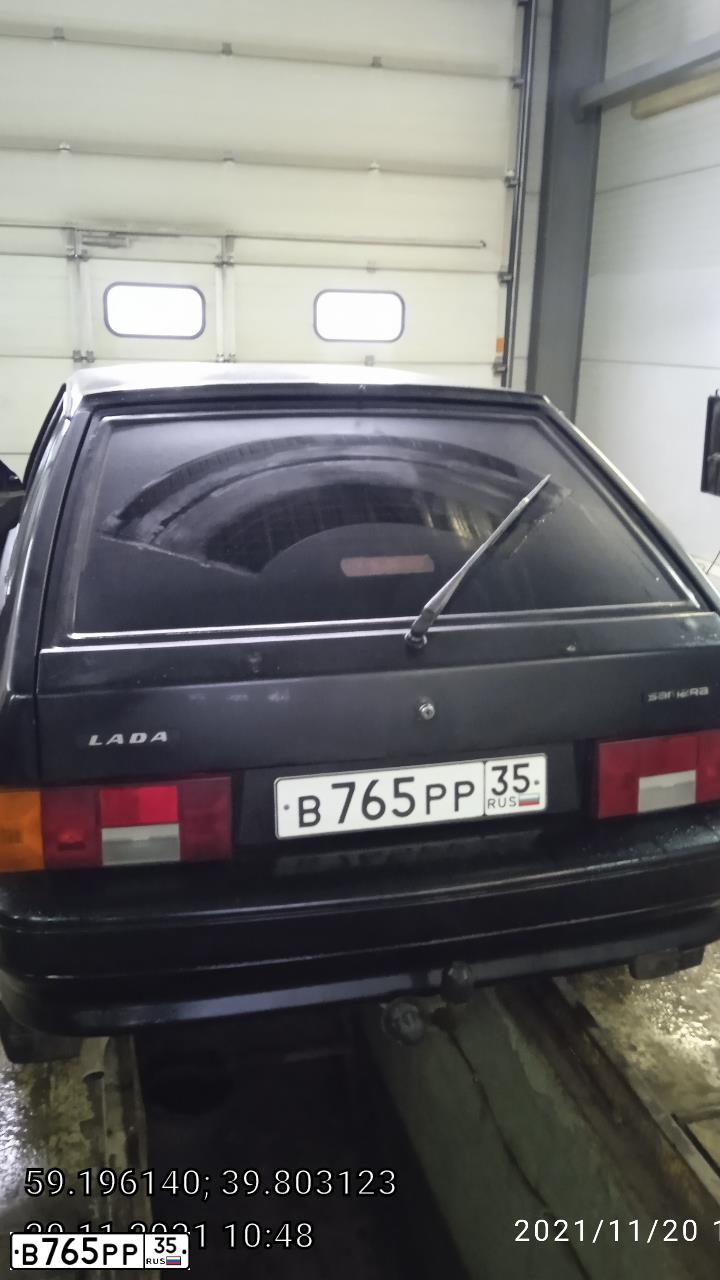 Фото автомобиля LADA 2114 SAMARA, 2011 — госномер У198КО44. Цвет: СИНЕ-ЧЕРНЫЙ