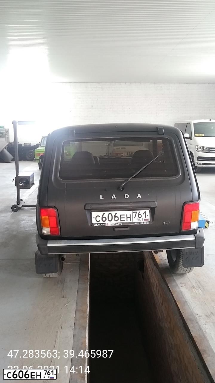 Фото автомобиля LADA NIVA, 1994 — госномер О731АО181. Цвет: ЧЕРНЫЙ
