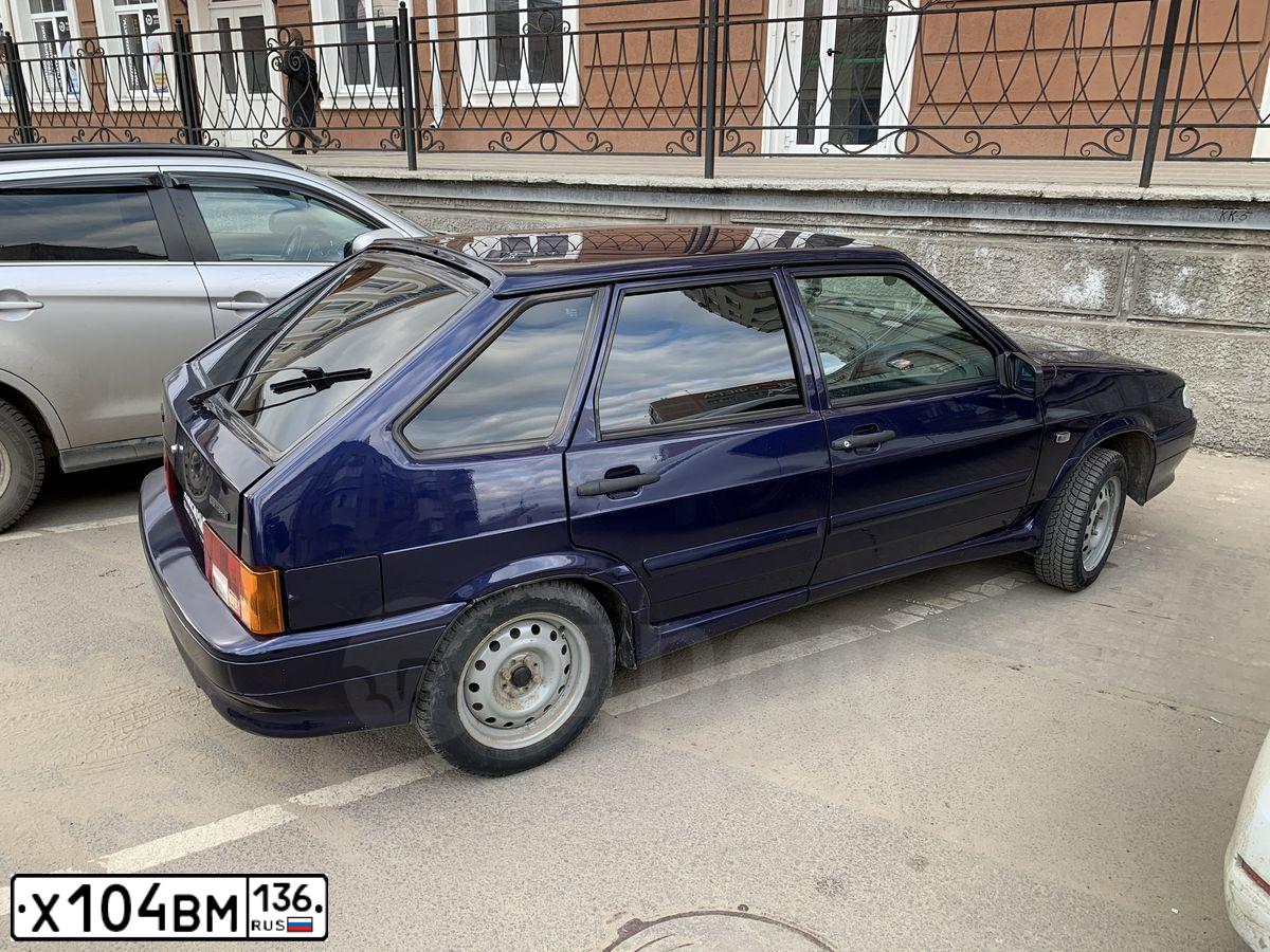 Фото автомобиля LADA 2114 SAMARA, 2013 — госномер К468ХЕ36. Цвет: синий