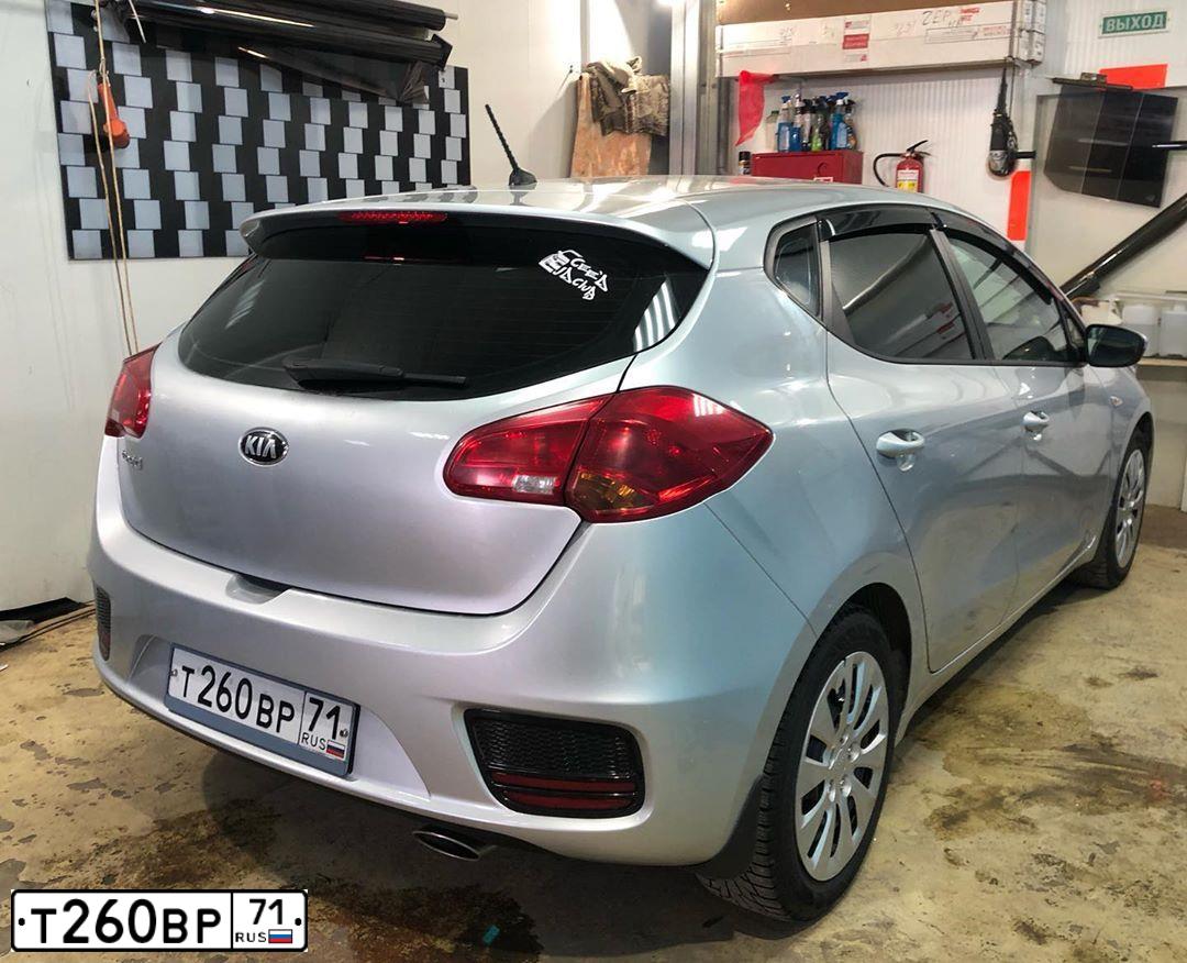 Фото автомобиля KIA CEE'D, 2016 — госномер Т260ВР71. Цвет: Серебристый