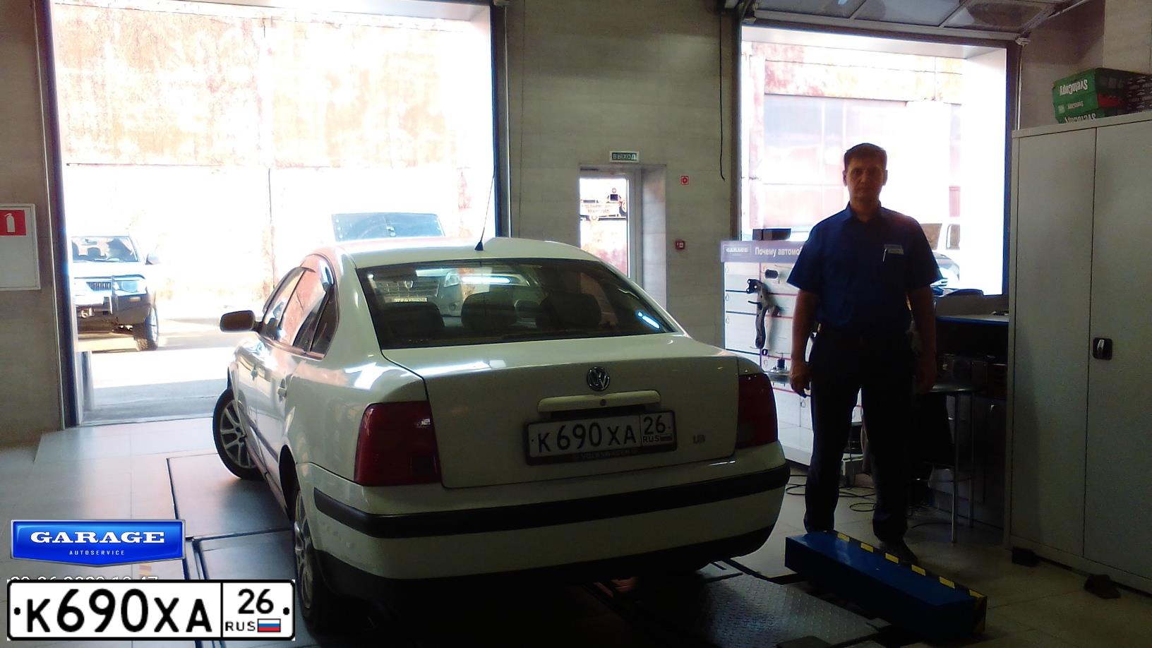 Фото автомобиля VOLKSWAGEN PASSAT, 1998 — госномер О499ХС193. Цвет: БЕЛЫЙ
