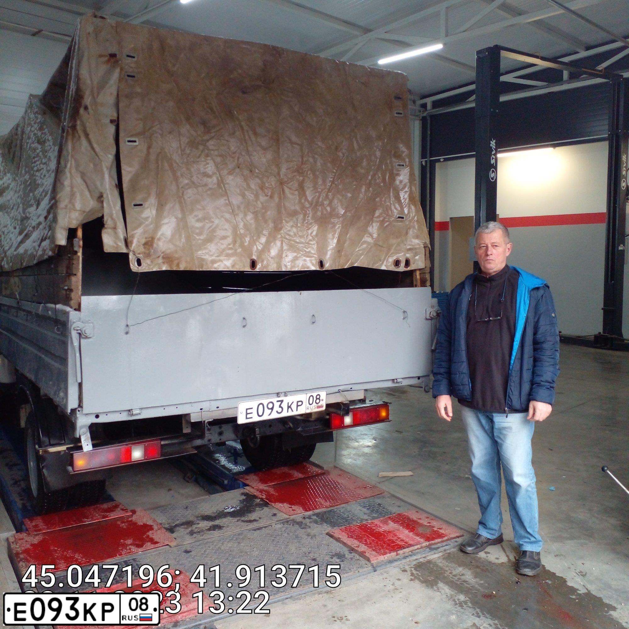 Фото автомобиля GAZ 3302, 2006 — госномер Е300СТ89
