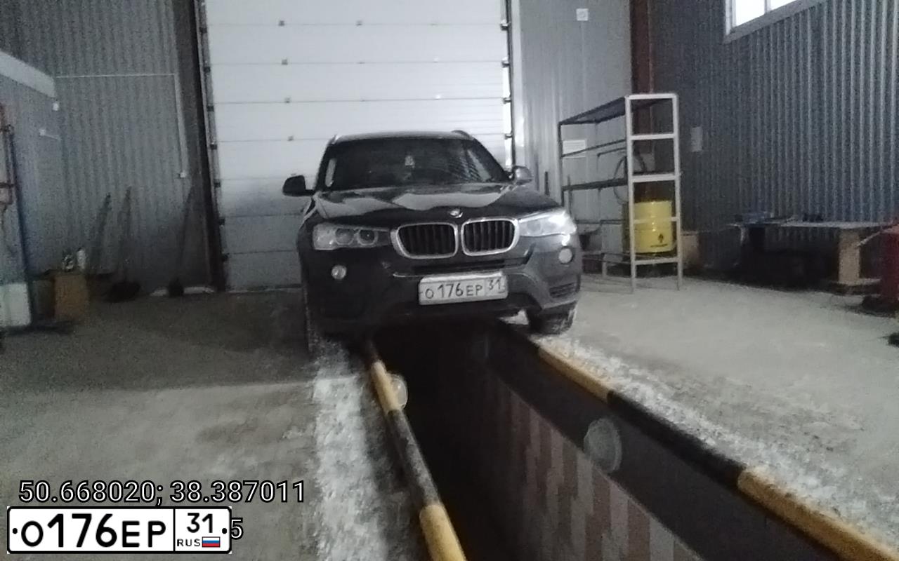 Фото автомобиля BMW X3, 2015 — госномер О176ЕР31. Цвет: ЧЕРНЫЙ