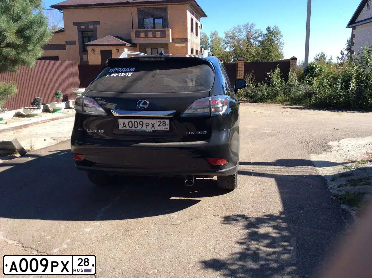 Фото автомобиля Lexus RX350, 2010 — госномер А009РХ28