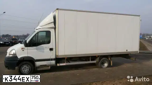 Фото автомобиля RENAULT MASCOTT, 2009 — госномер Р734СВ69. Цвет: Белый