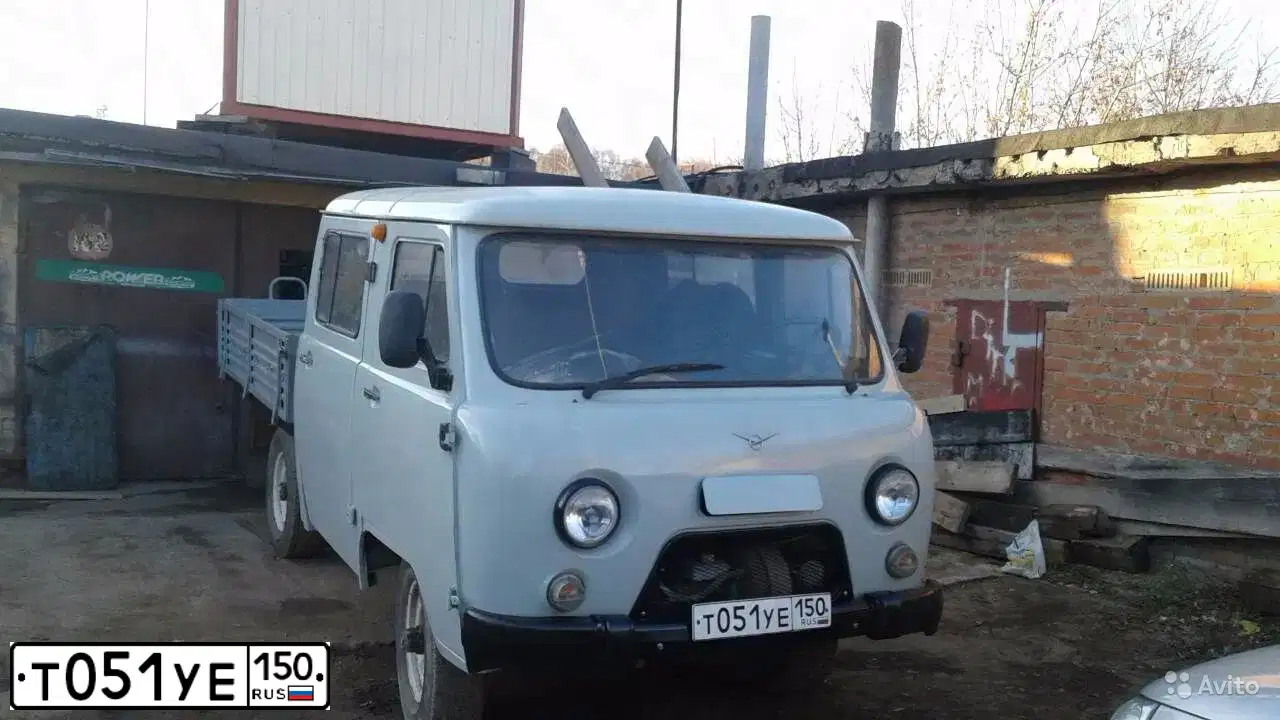 Фото автомобиля UAZ 3909, 2007 — госномер Т051УЕ150. Цвет: БЕЛАЯ НОЧЬ