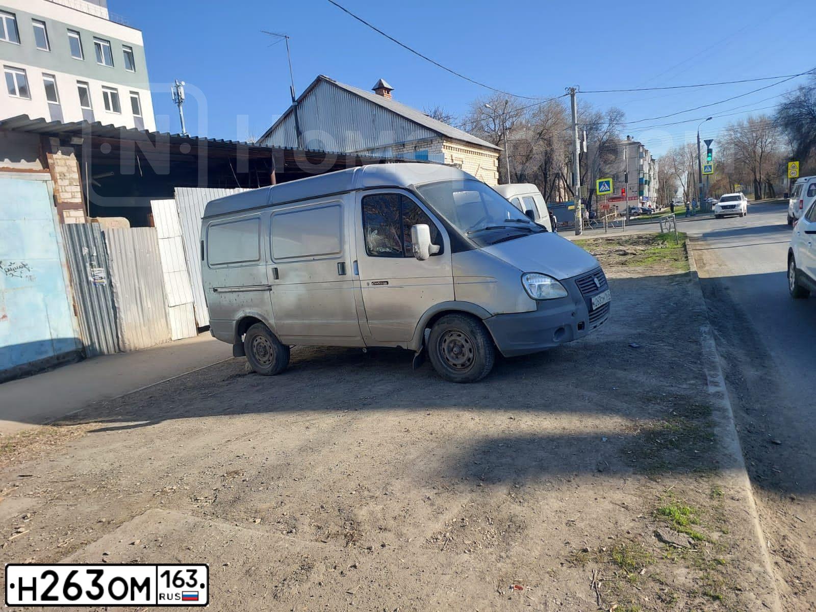 Фото автомобиля GAZ 2752 SOBOL, 2006 — госномер М290ММ73. Цвет: СИЛЬВЕР