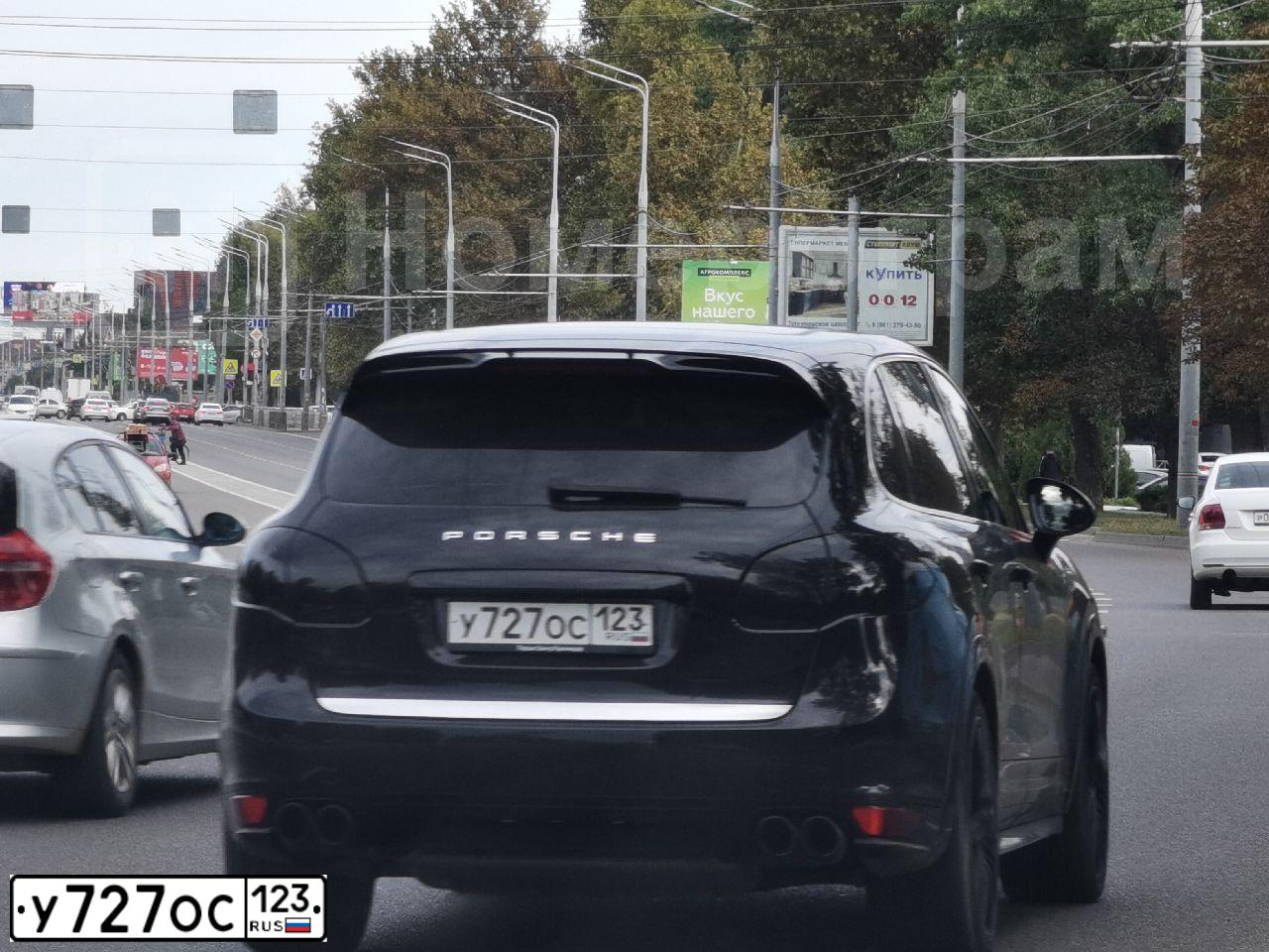 Фото автомобиля AUDI Q3, 2014 — госномер В796МН82