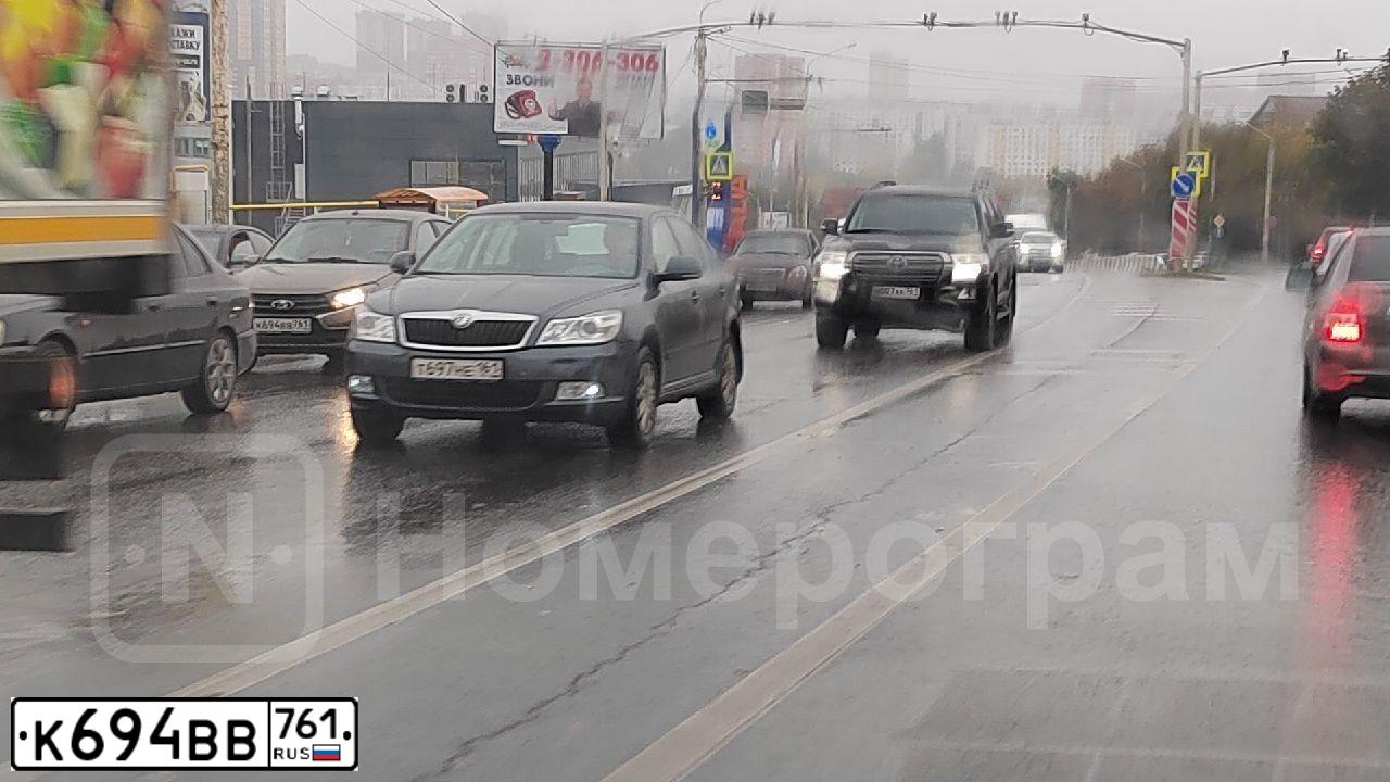 Фото автомобиля NISSAN ALMERA, 1999 — госномер К694ВВ761. Цвет: Красный
