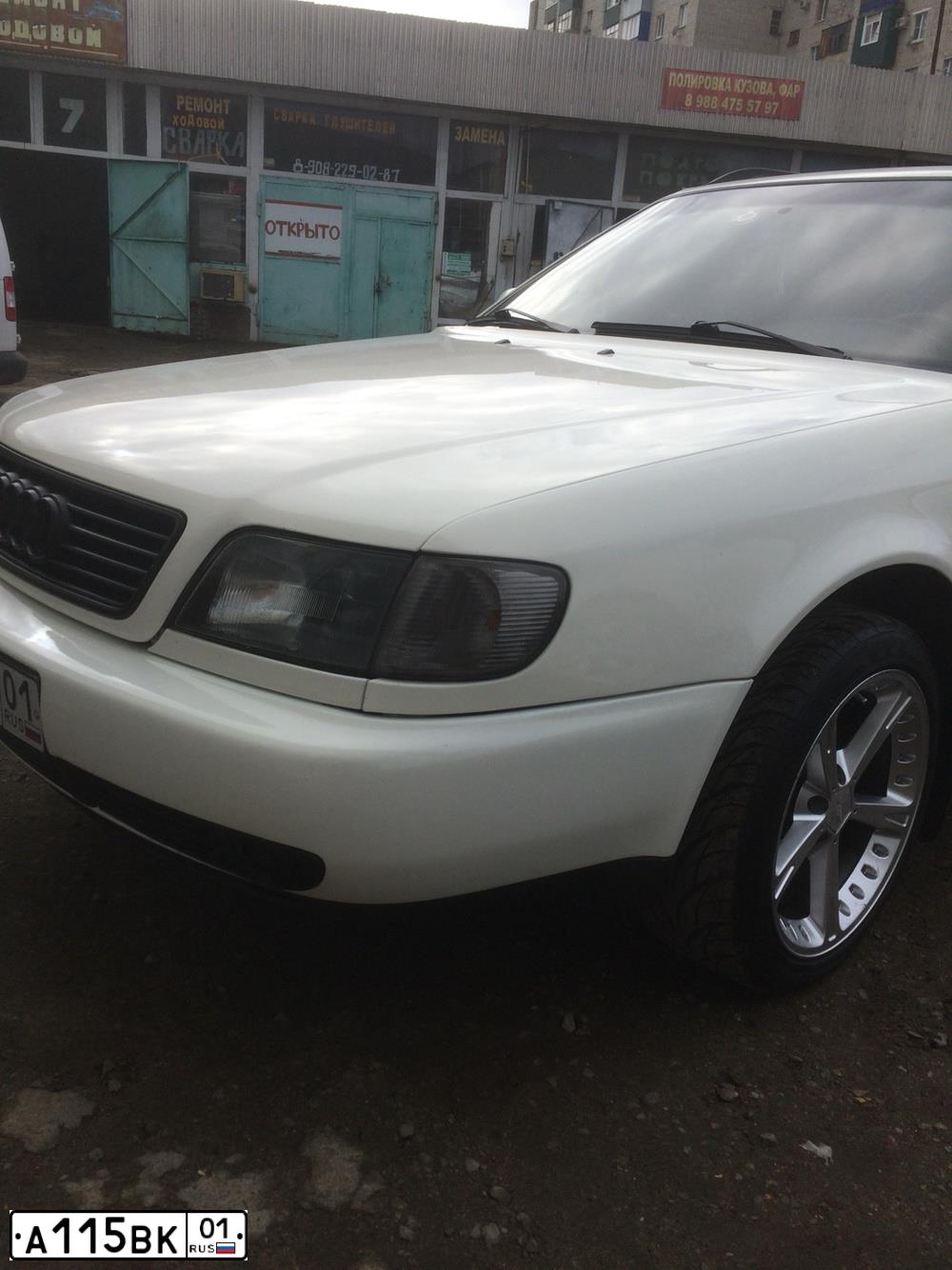 Фото автомобиля AUDI A6, 1995 — госномер В160УК123. Цвет: Белый