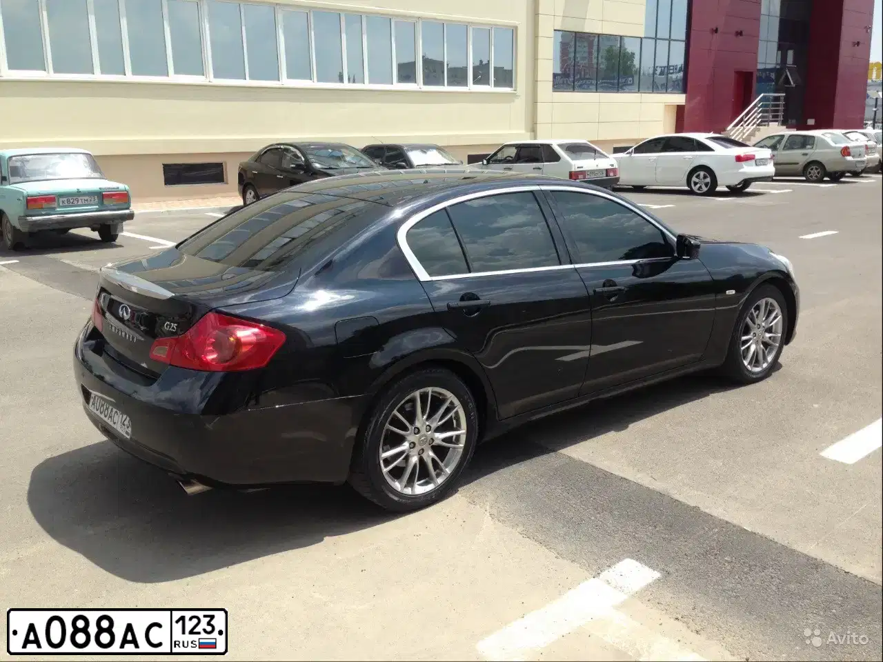 Фото автомобиля INFINITI G, 2010 — госномер А088АС123. Цвет: ЧЕРНЫЙ
