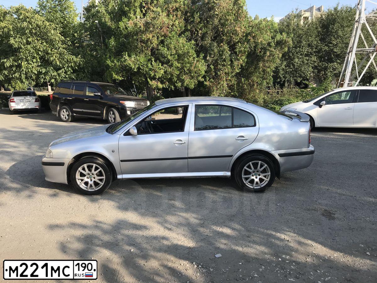 Фото автомобиля SKODA OCTAVIA, 2007 — госномер Е403ХА82. Цвет: СЕРЕБРИСТЫЙ
