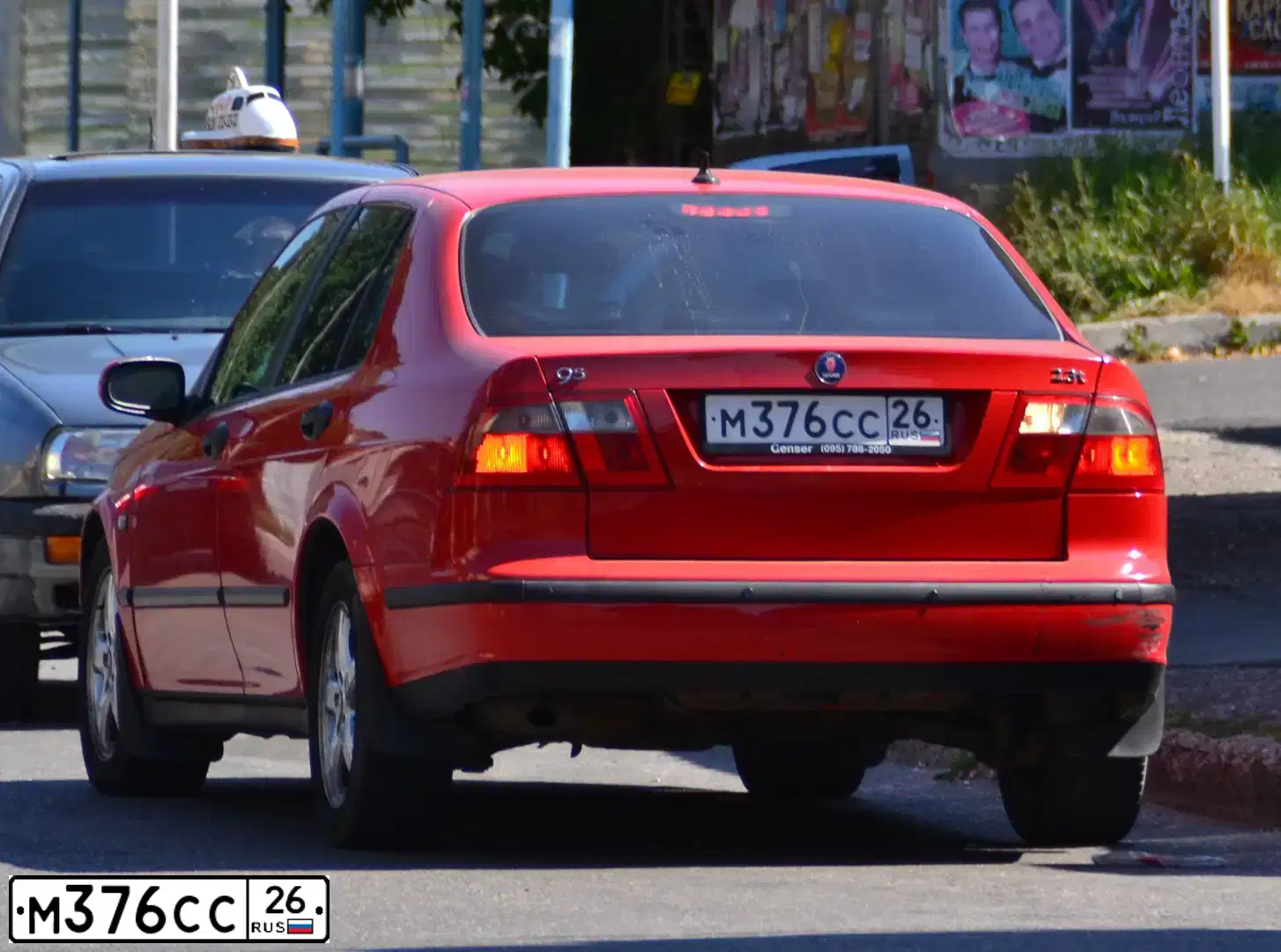 Фото автомобиля SAAB 9-5, 2002 — госномер Н383АС97. Цвет: Красный