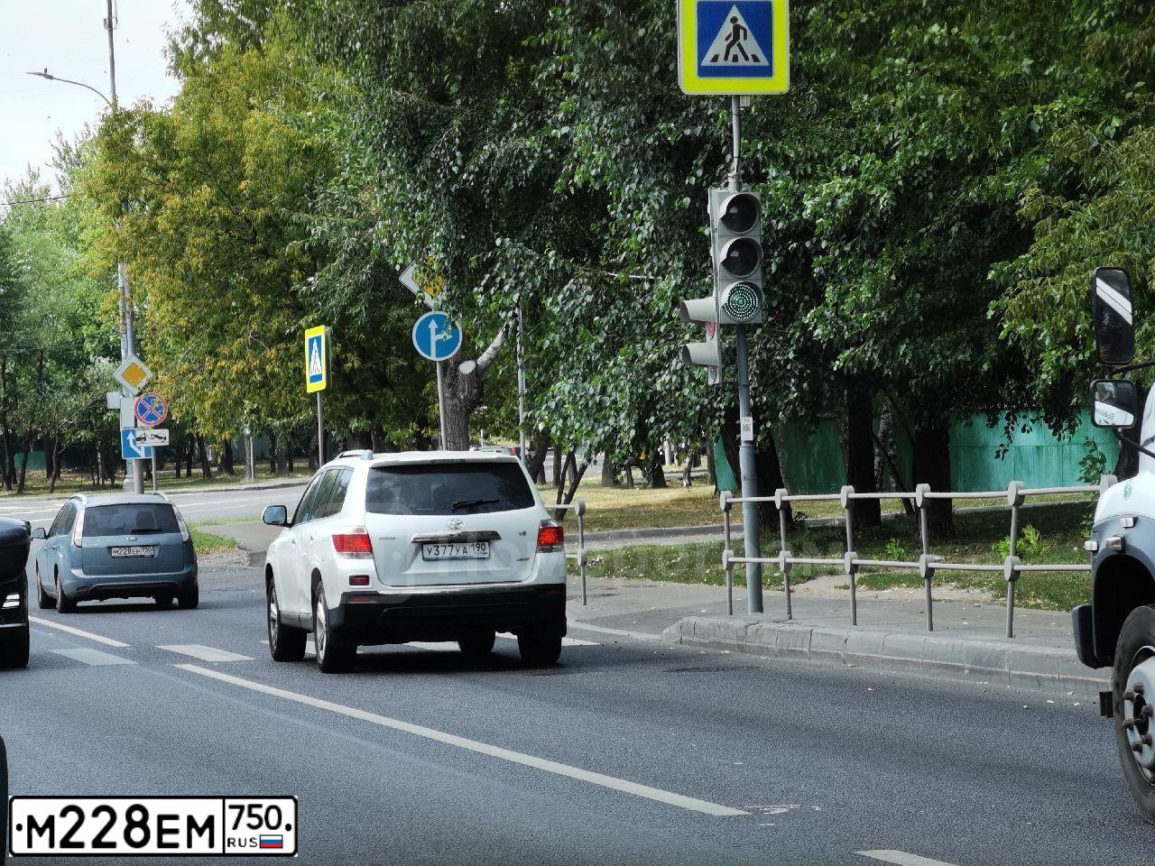 Фото автомобиля KIA RIO, 2014 — госномер Н165ХТ180. Цвет: ЧЕРНЫЙ