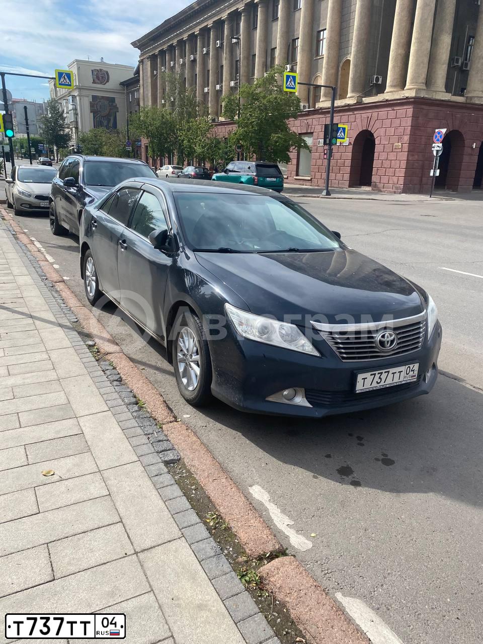 Фото автомобиля MERCEDES E-KLASSE, 2009 — госномер А798РК124. Цвет: СЕРЫЙ