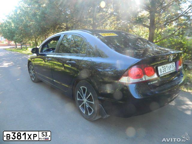 Фото автомобиля HONDA CIVIC, 2009 — госномер В381ХР53. Цвет: ЧЕРНЫЙ МЕТАЛЛИК